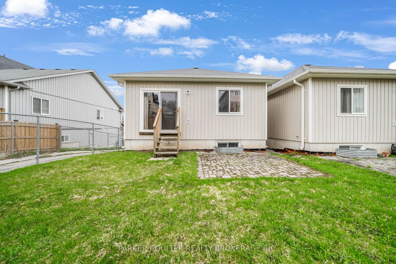 Photo 24 of 66 Pearl Drive, Orillia — HOMEH