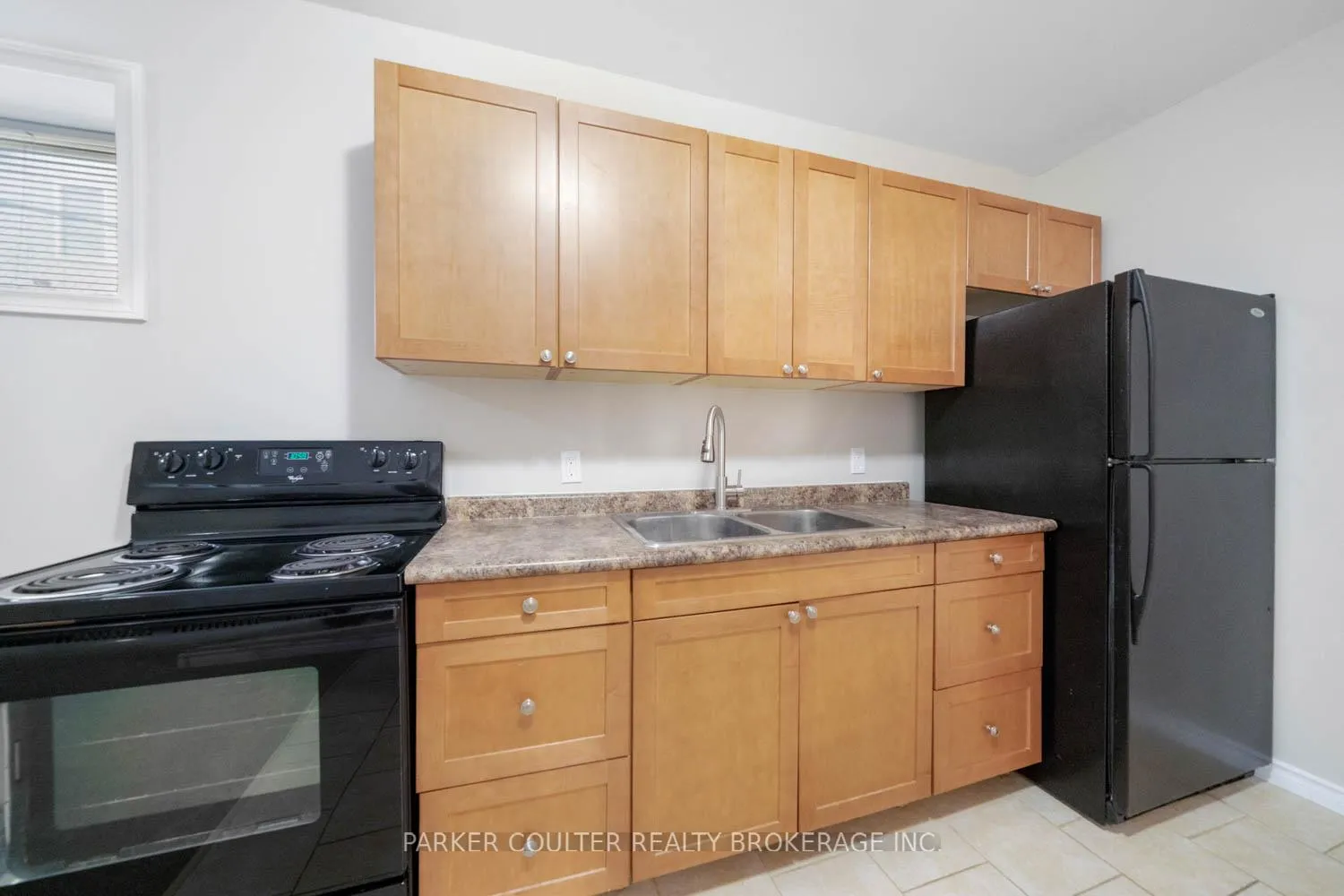 Photo 27 of 66 Pearl Drive, Orillia — HOMEH
