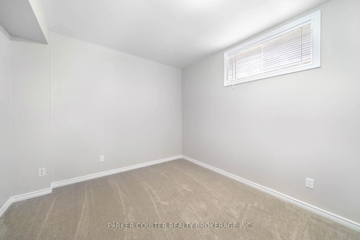 Photo 32 of 66 Pearl Drive, Orillia — HOMEH