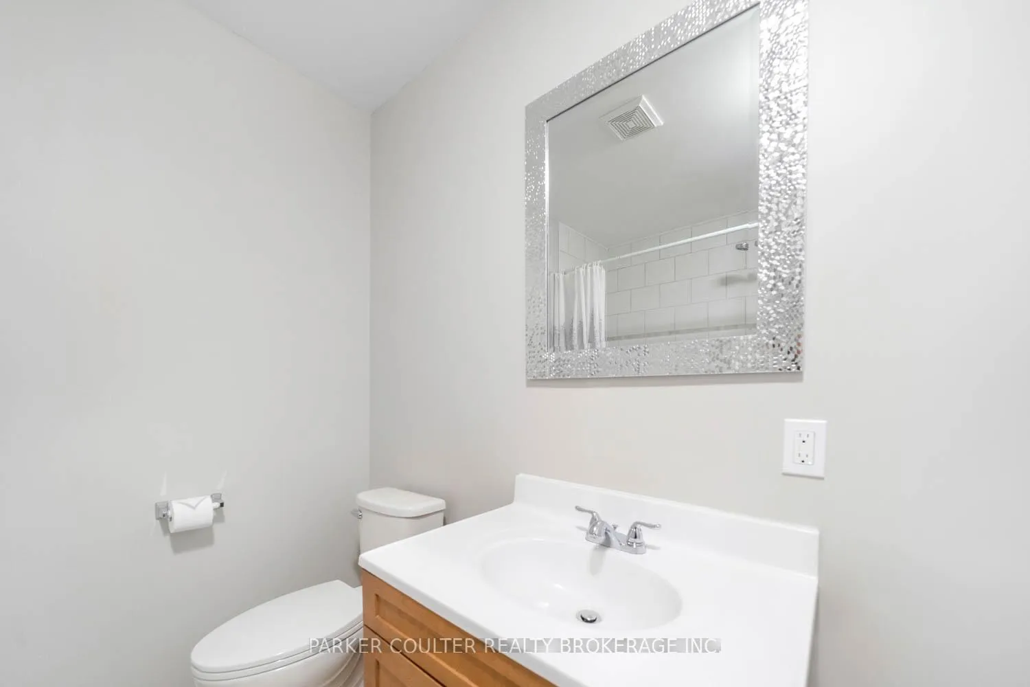 Photo 34 of 66 Pearl Drive, Orillia — HOMEH