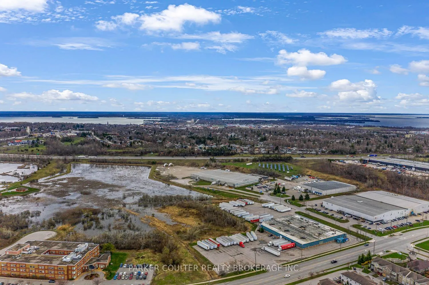 Photo 37 of 66 Pearl Drive, Orillia — HOMEH