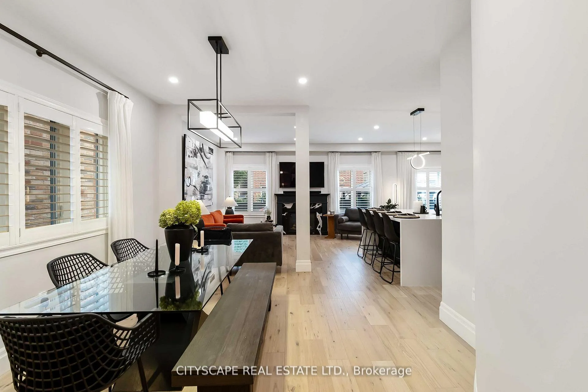 Photo 5 of 4269 Vivaldi Road, Burlington, Alton — HOMEH