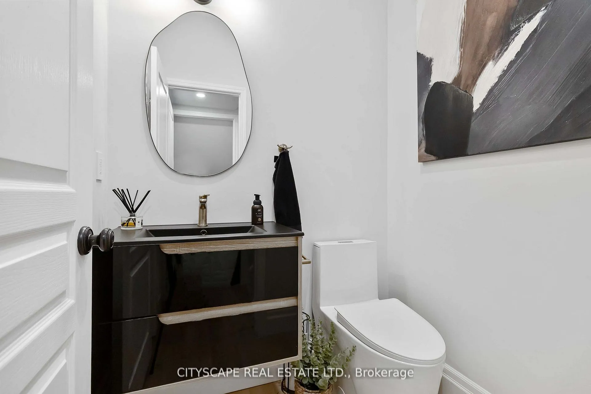 Photo 18 of 4269 Vivaldi Road, Burlington, Alton — HOMEH