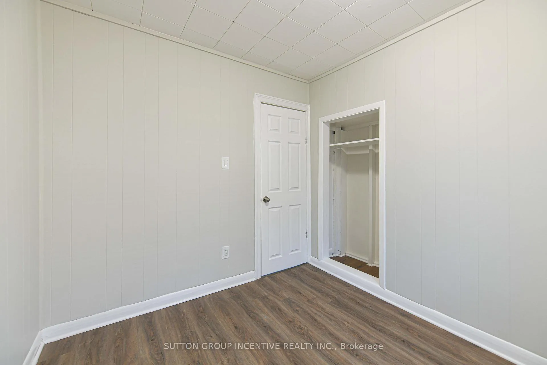 Photo 16 of 155 Atherley Road, Orillia — HOMEH