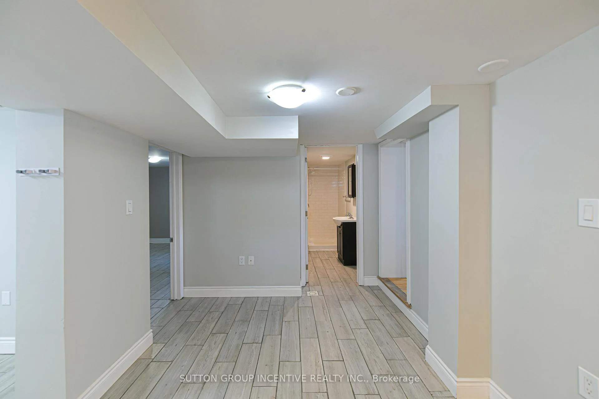 Photo 35 of 155 Atherley Road, Orillia — HOMEH