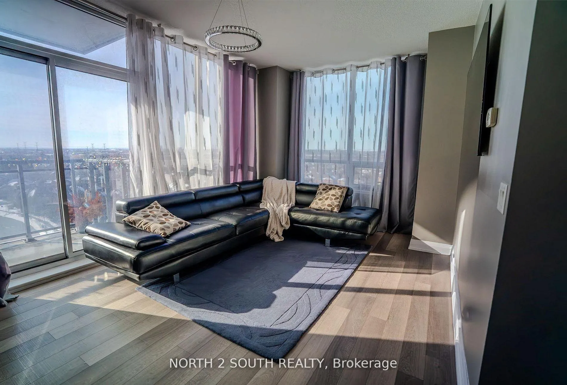 Photo 1 of Unit 1012, 85 North Park Road, Vaughan, Beverley Glen — HOMEH