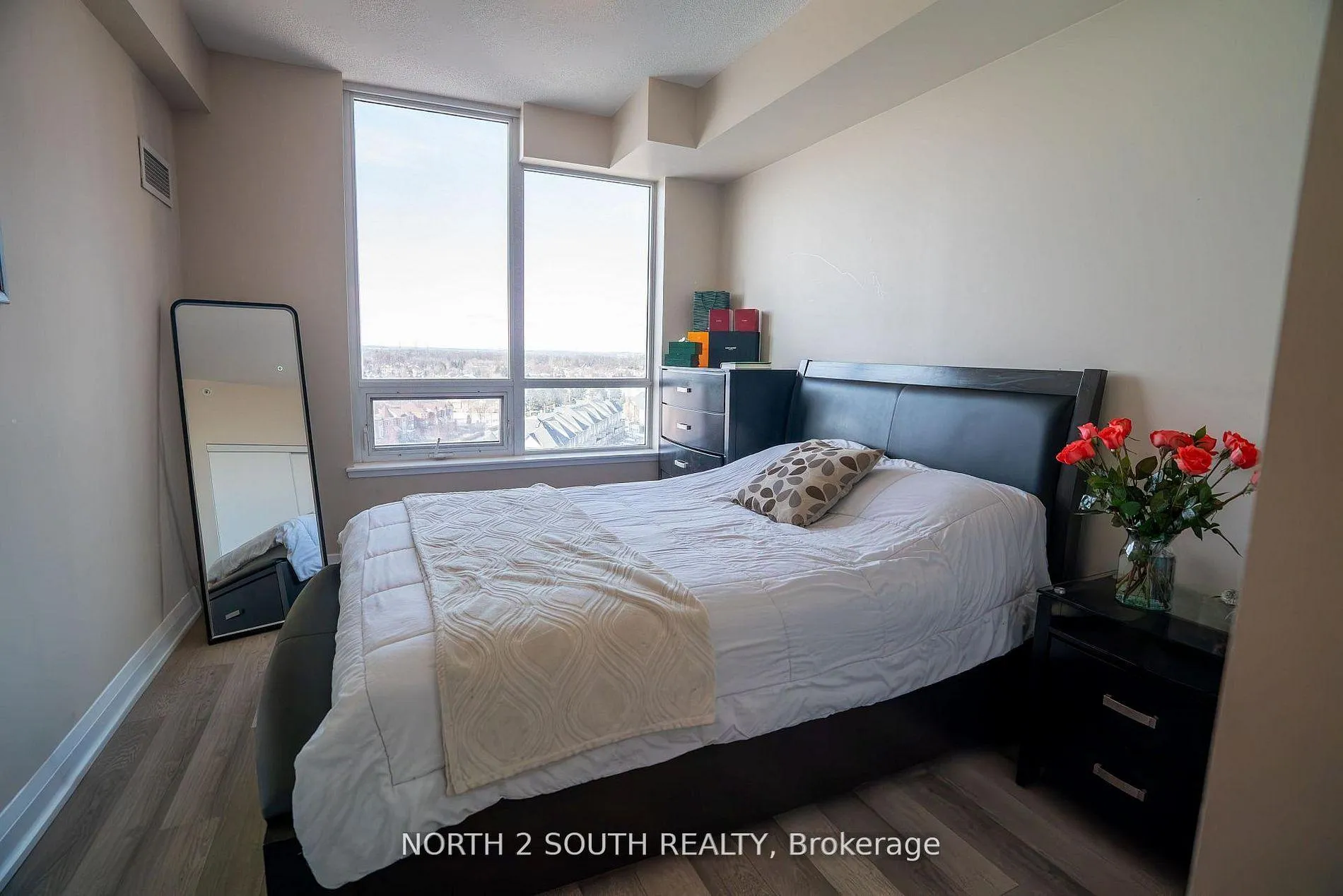 Photo 7 of Unit 1012, 85 North Park Road, Vaughan, Beverley Glen — HOMEH