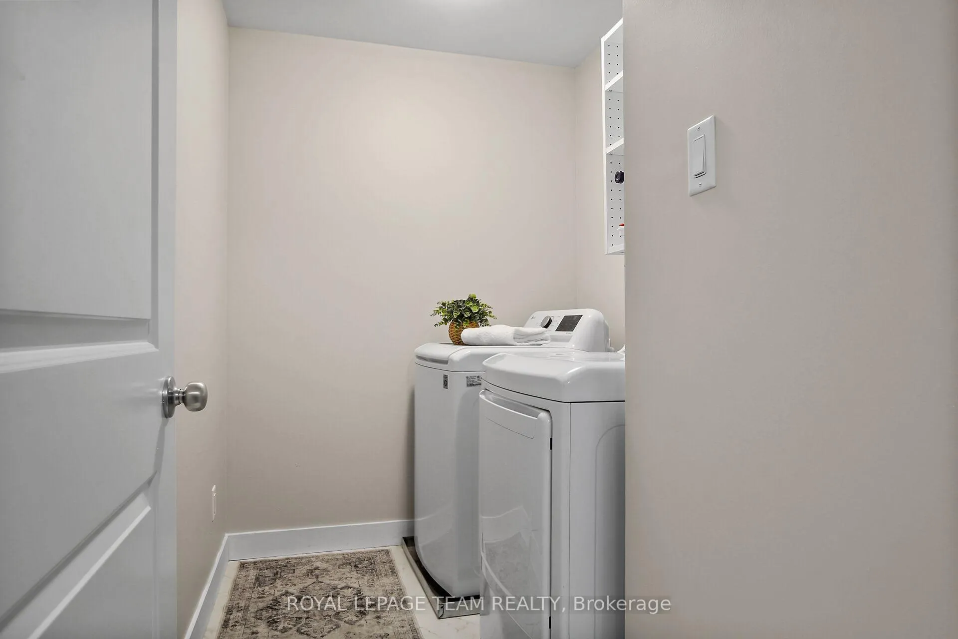 Photo 32 of 506 Edenwylde Drive, Ottawa, Remainder of Stittsville & Area — HOMEH