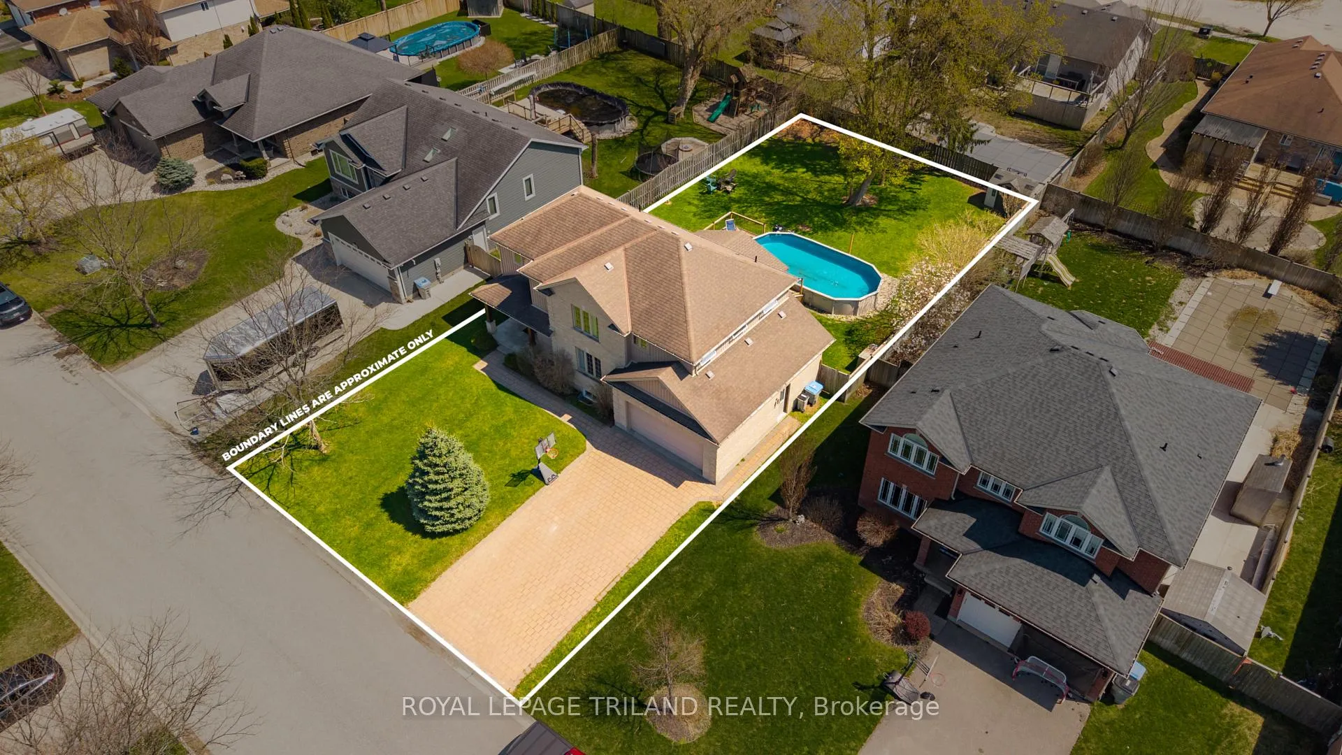 Photo 2 of 40 Fieldstone Crescent, Middlesex Centre, Komoka — HOMEH