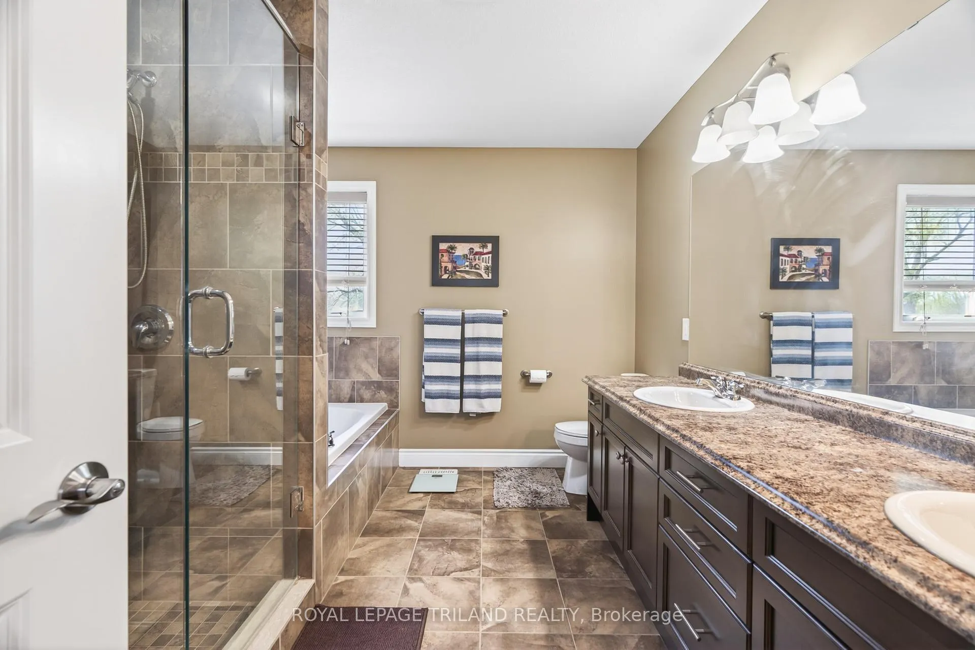 Photo 31 of 40 Fieldstone Crescent, Middlesex Centre, Komoka — HOMEH