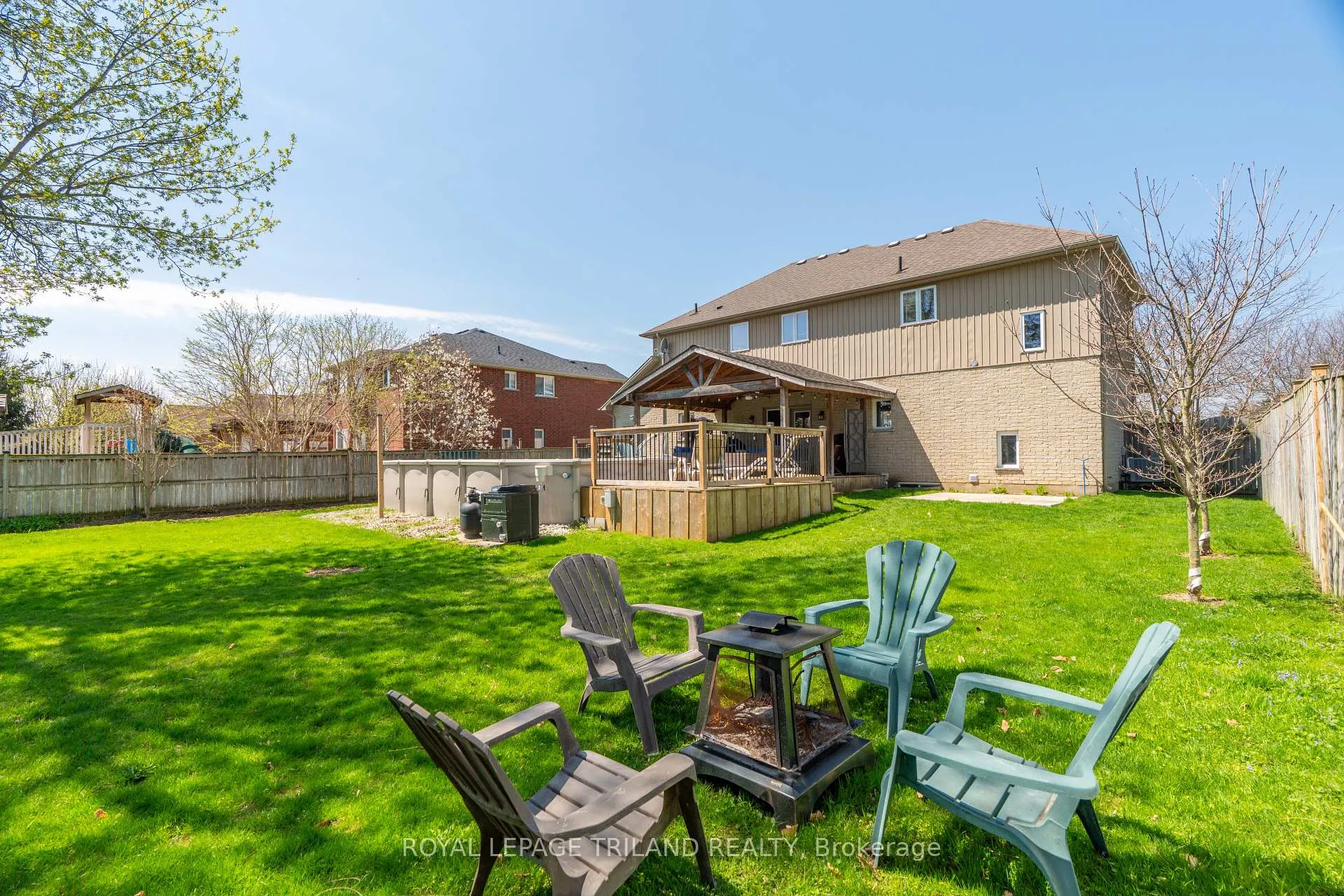 Photo 43 of 40 Fieldstone Crescent, Middlesex Centre, Komoka — HOMEH