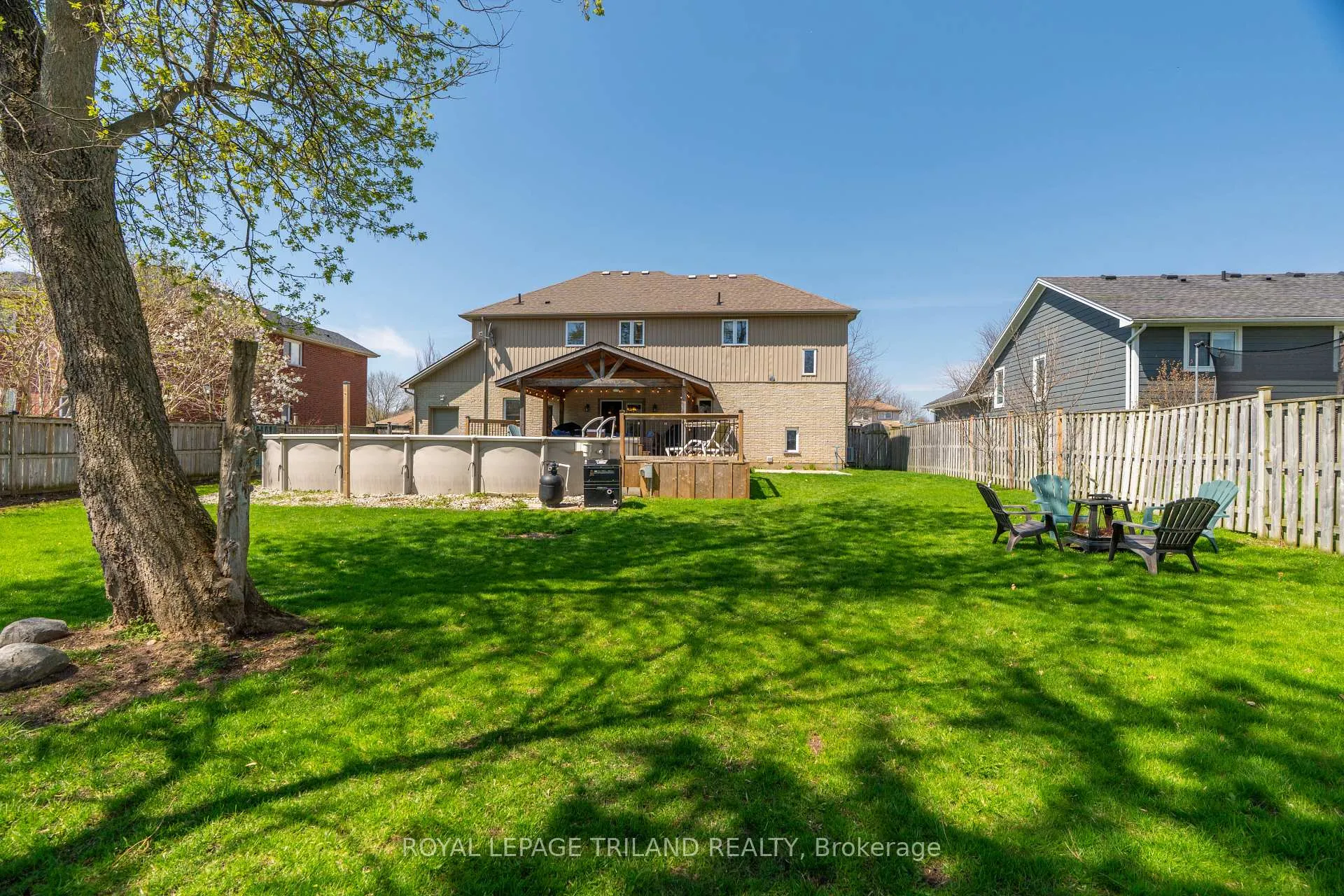 Photo 44 of 40 Fieldstone Crescent, Middlesex Centre, Komoka — HOMEH