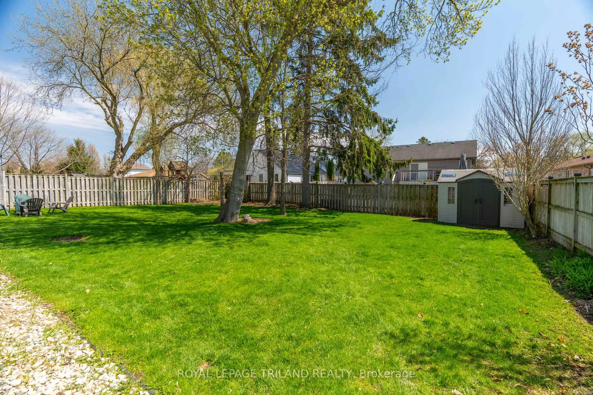 Photo 46 of 40 Fieldstone Crescent, Middlesex Centre, Komoka — HOMEH