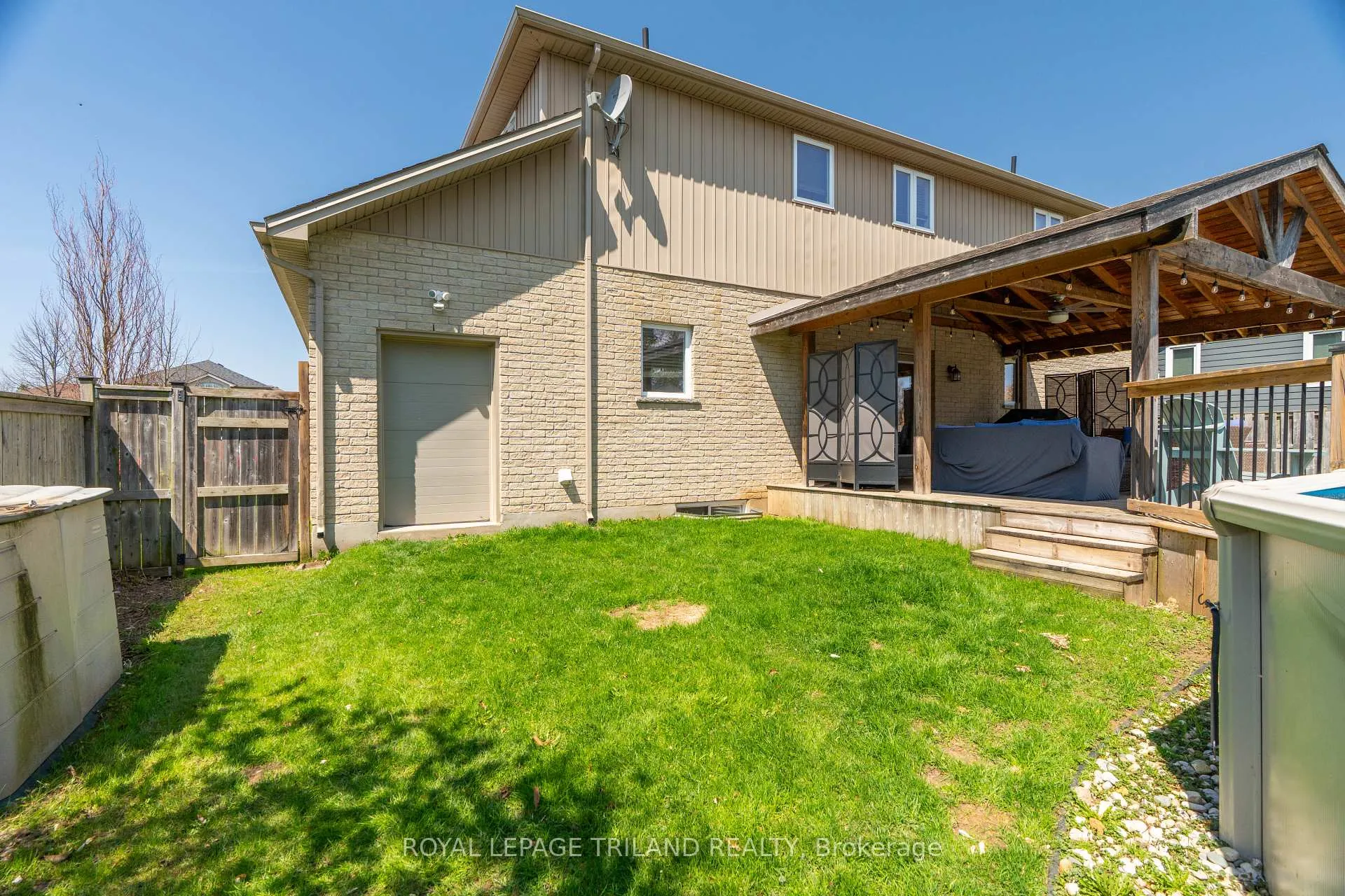Photo 47 of 40 Fieldstone Crescent, Middlesex Centre, Komoka — HOMEH