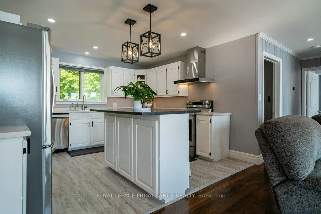 Photo 4 of 1049 Perry Lane, Frontenac, Frontenac North — HOMEH