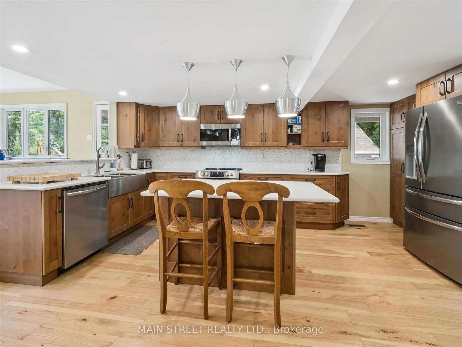 Photo 8 of 1183 South Morrison Lake Road, Gravenhurst, Wood (Gravenhurst) — HOMEH