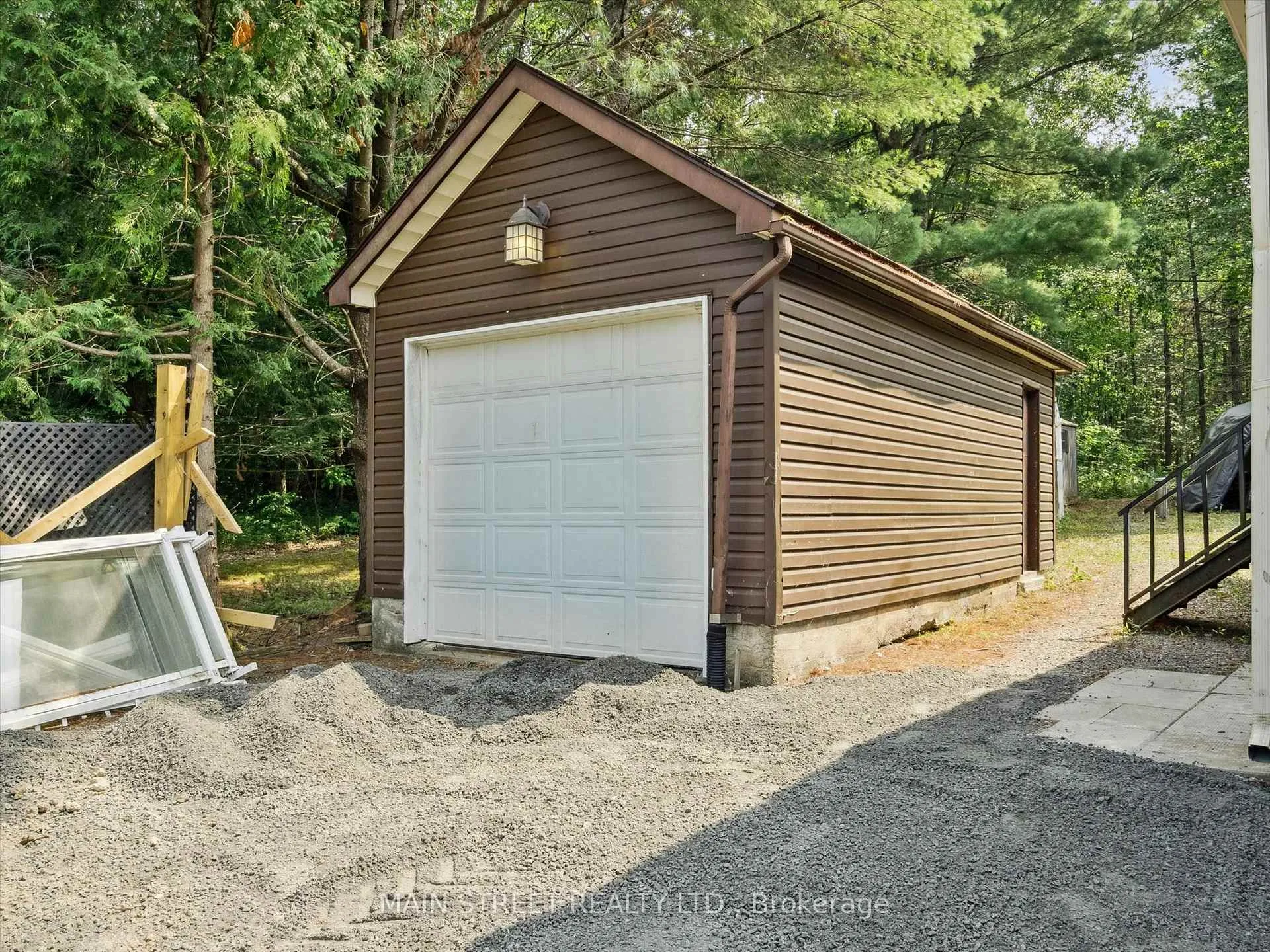 Photo 35 of 1183 South Morrison Lake Road, Gravenhurst, Wood (Gravenhurst) — HOMEH