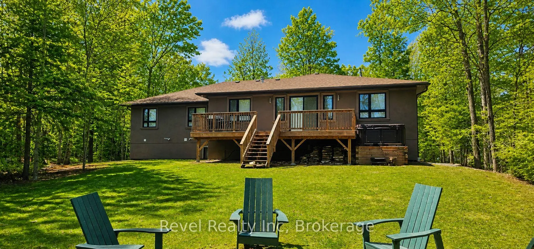 Photo 2 of 146 Moreau Parkway, Tiny, Rural Tiny — HOMEH