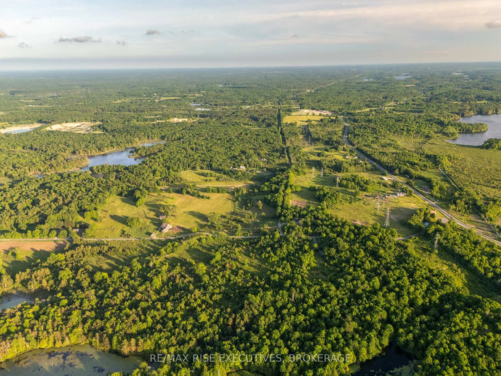 Photo 3 of 77 White Lake Road, Frontenac, Frontenac Centre — HOMEH