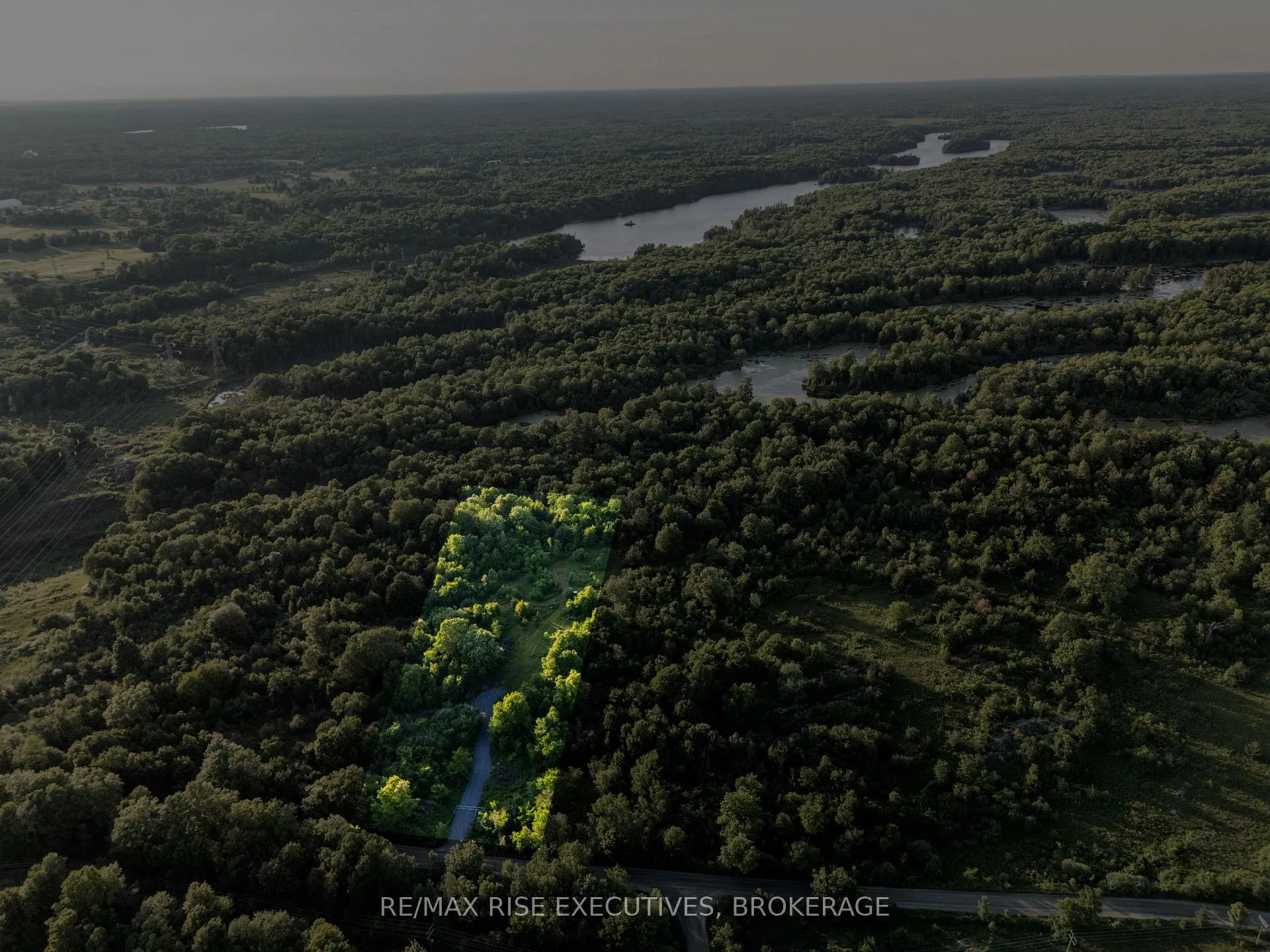Photo 4 of 77 White Lake Road, Frontenac, Frontenac Centre — HOMEH