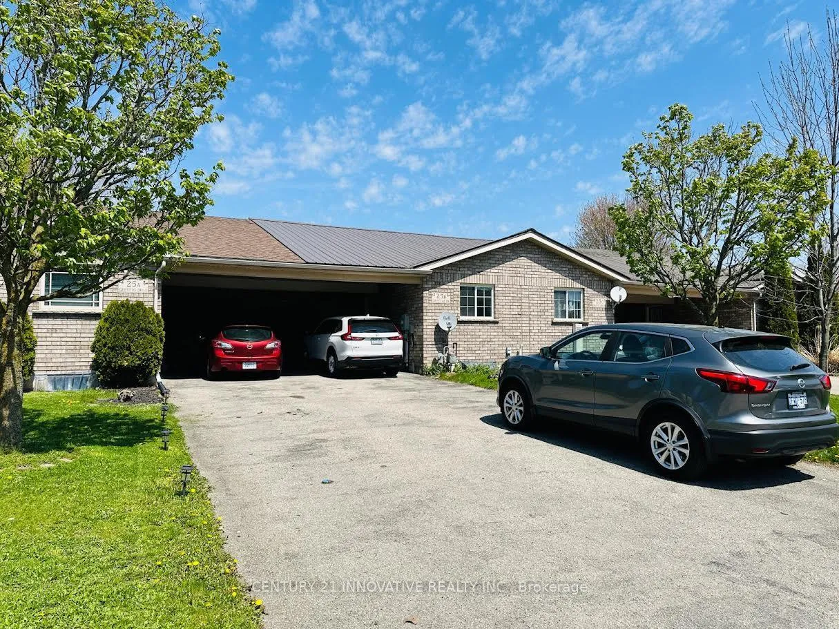 Photo 2 of Unit B, 25 Griffiths Dr, Brant, Paris — HOMEH
