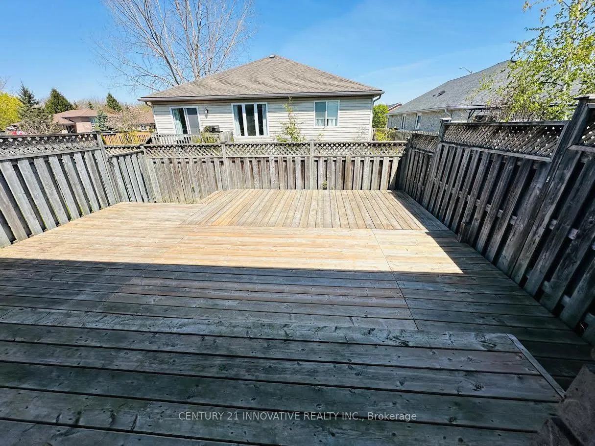 Photo 17 of Unit B, 25 Griffiths Dr, Brant, Paris — HOMEH