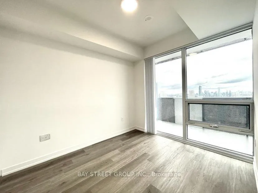 Photo 7 of Unit 6803, 55 Cooper Street, Toronto, Waterfront Communities — HOMEH