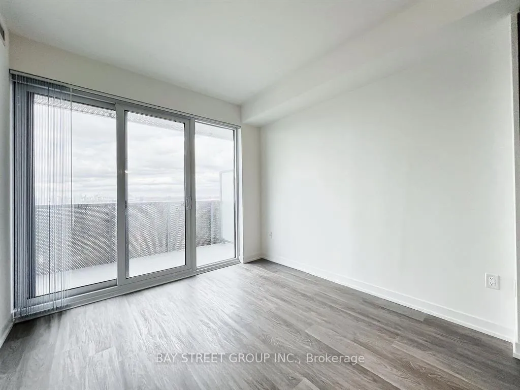 Photo 9 of Unit 6803, 55 Cooper Street, Toronto, Waterfront Communities — HOMEH