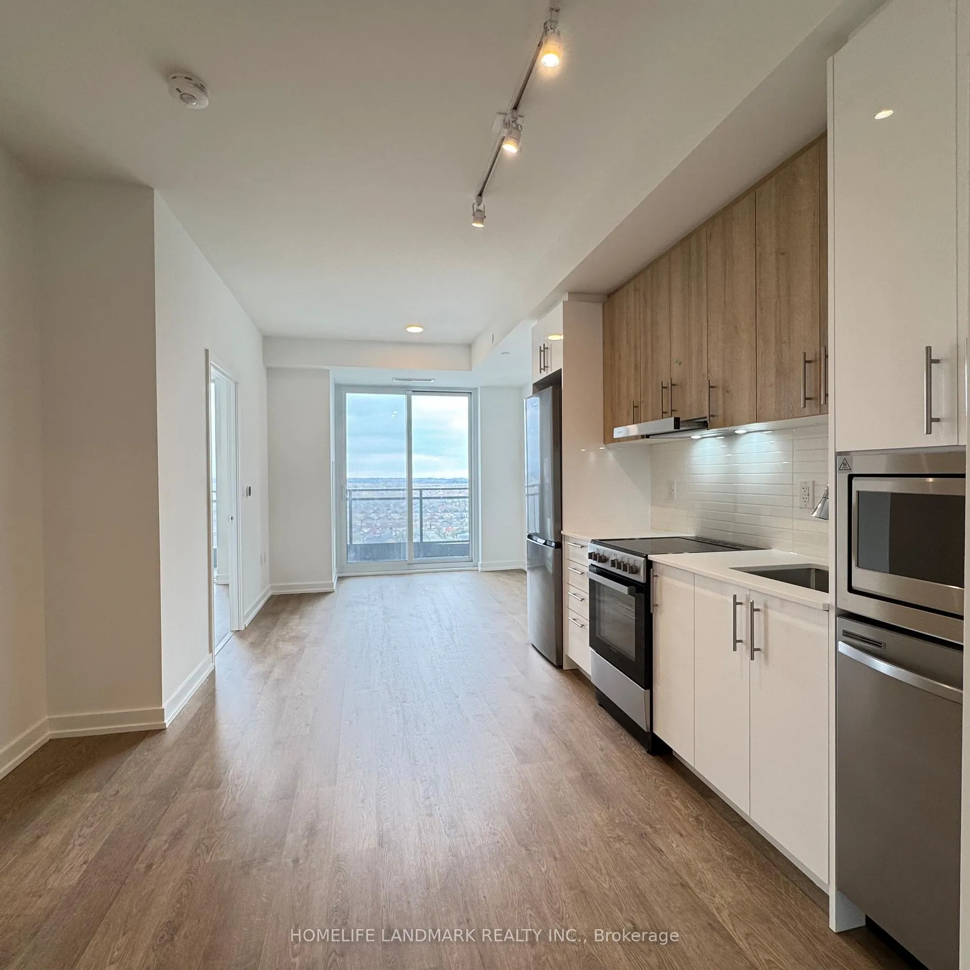 Photo 2 of Unit A 2111, 9763 Markham Road, Markham, Greensborough — HOMEH