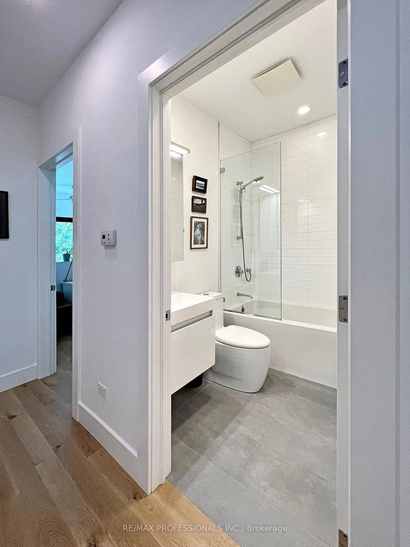 Photo 23 of Unit B, 60 Melbourne Avenue, Toronto, South Parkdale — HOMEH