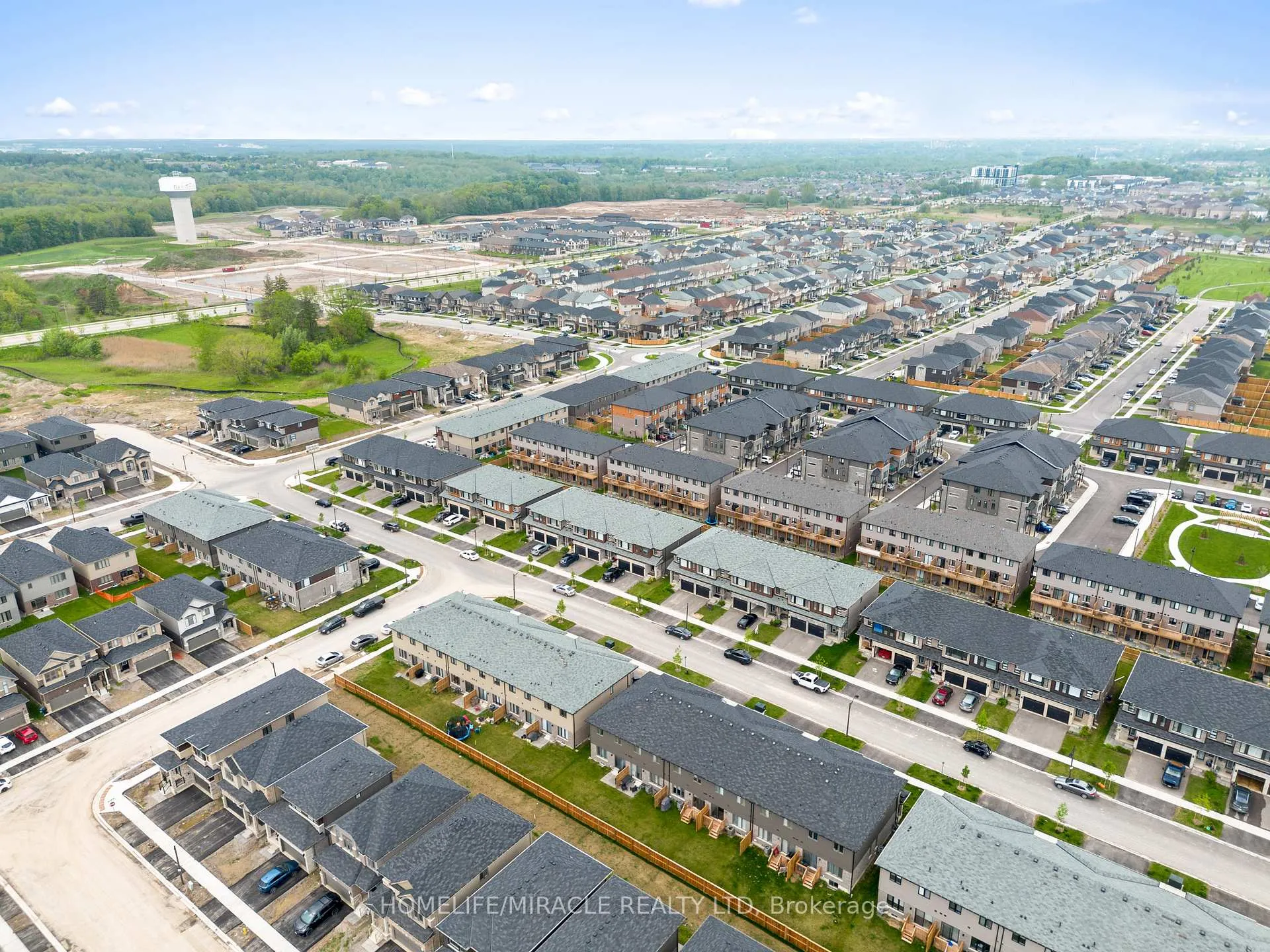 Photo 44 of 58 June Callwood Way, Brant, Brantford Twp — HOMEH