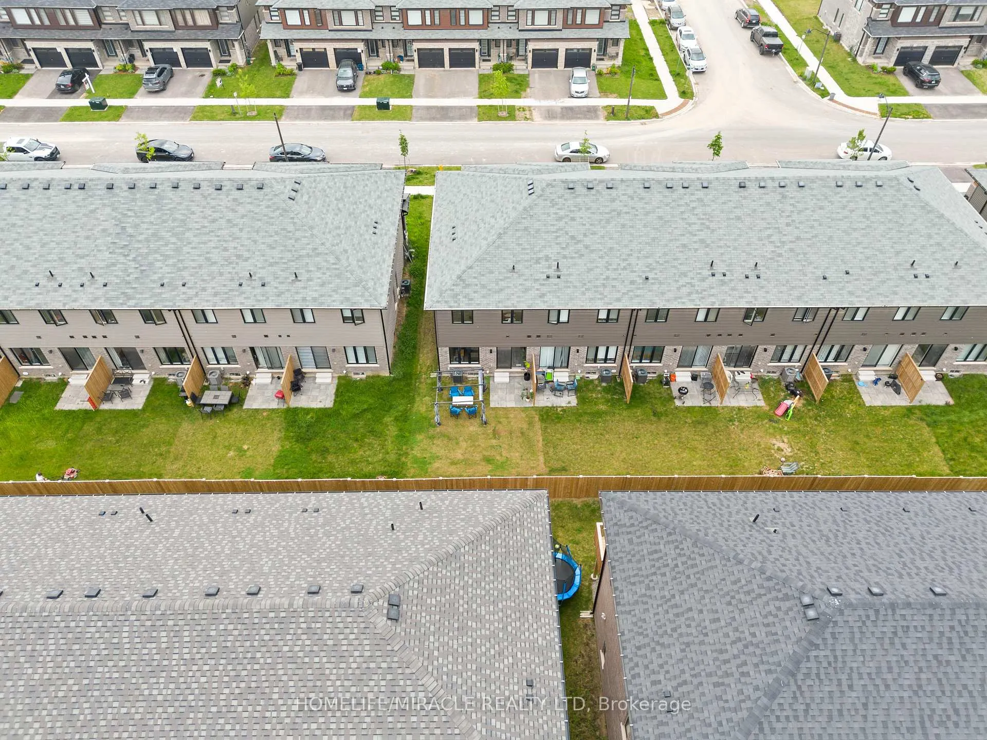 Photo 45 of 58 June Callwood Way, Brant, Brantford Twp — HOMEH
