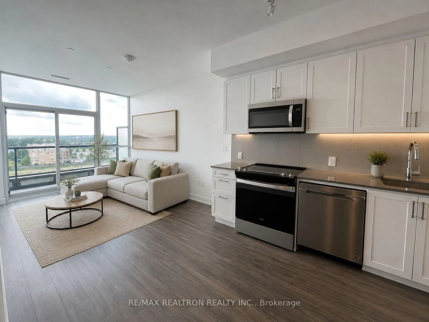 Photo 6 of Unit 704, 681 Yonge Street, Barrie, Painswick South — HOMEH