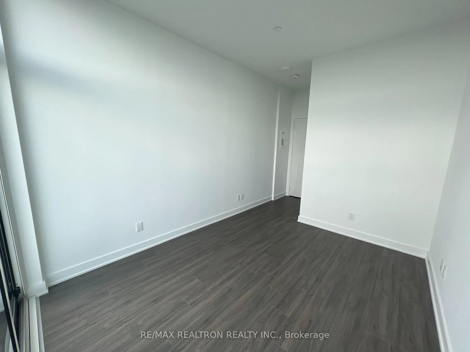 Photo 14 of Unit 704, 681 Yonge Street, Barrie, Painswick South — HOMEH