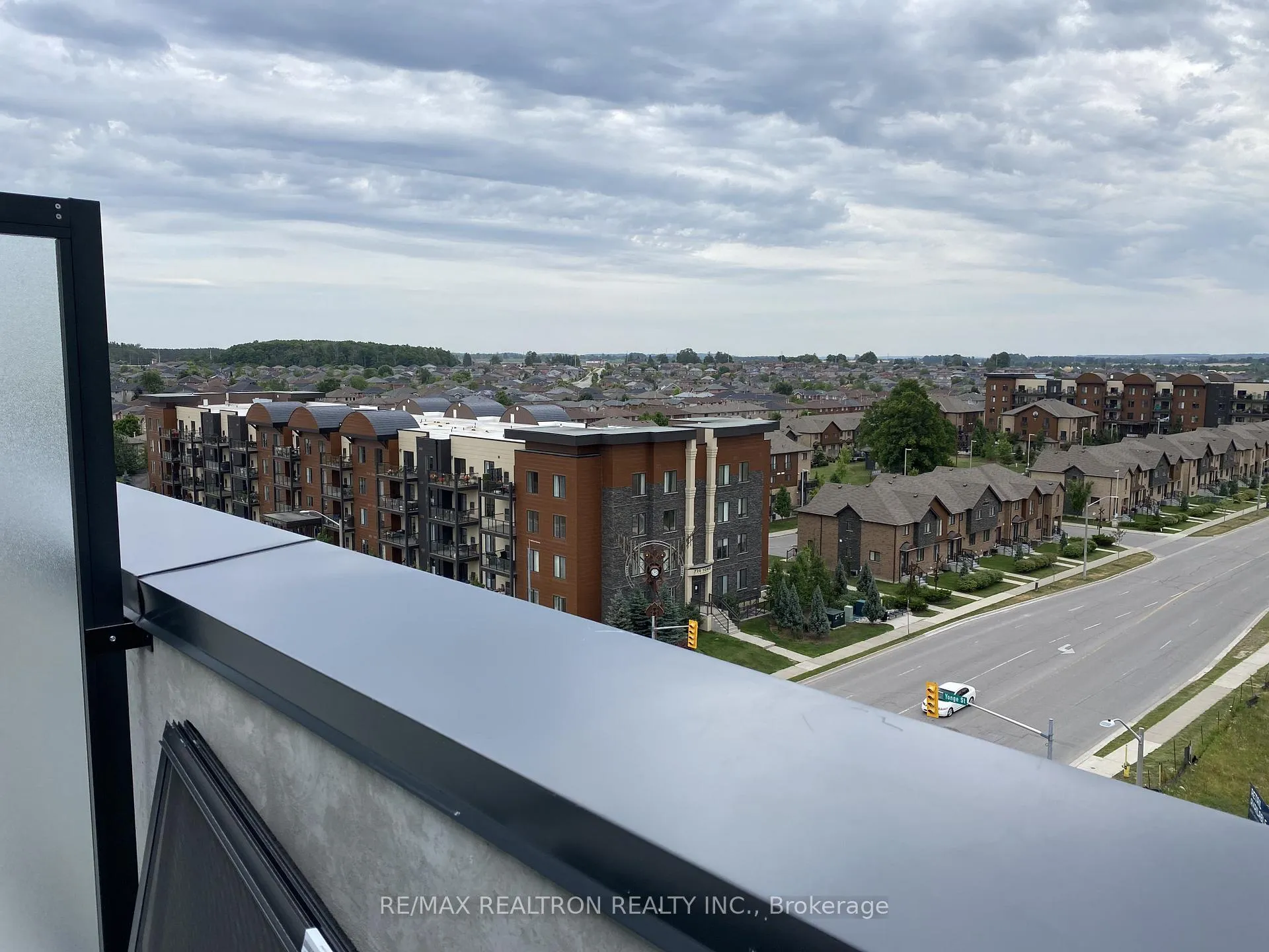 Photo 21 of Unit 704, 681 Yonge Street, Barrie, Painswick South — HOMEH