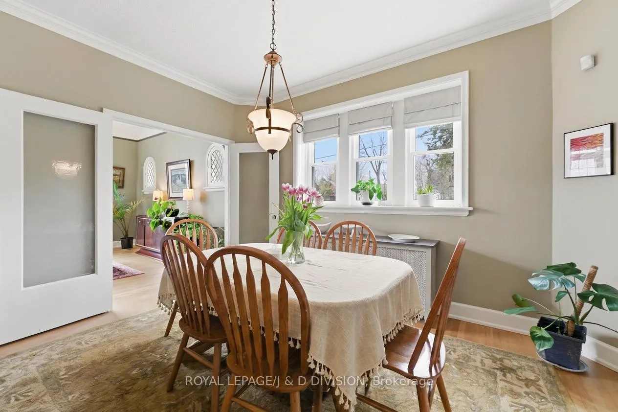 Photo 7 of 44 Tecumseth Street, Orillia — HOMEH