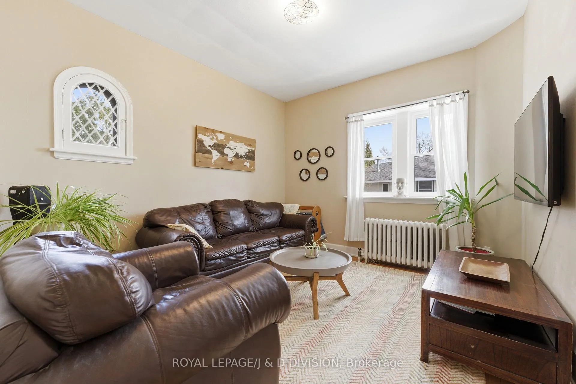 Photo 17 of 44 Tecumseth Street, Orillia — HOMEH