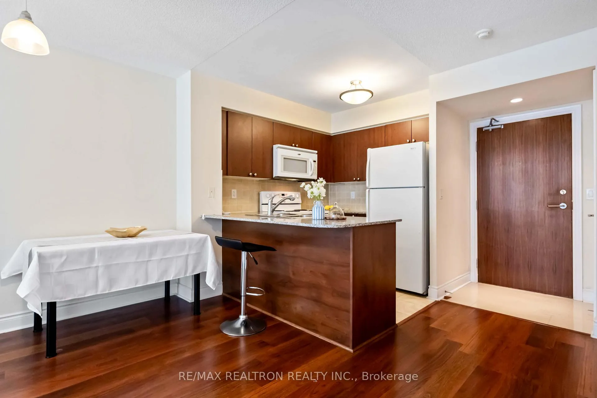 Photo 8 of Unit 508, 30 Clegg Road, Markham, Unionville — HOMEH