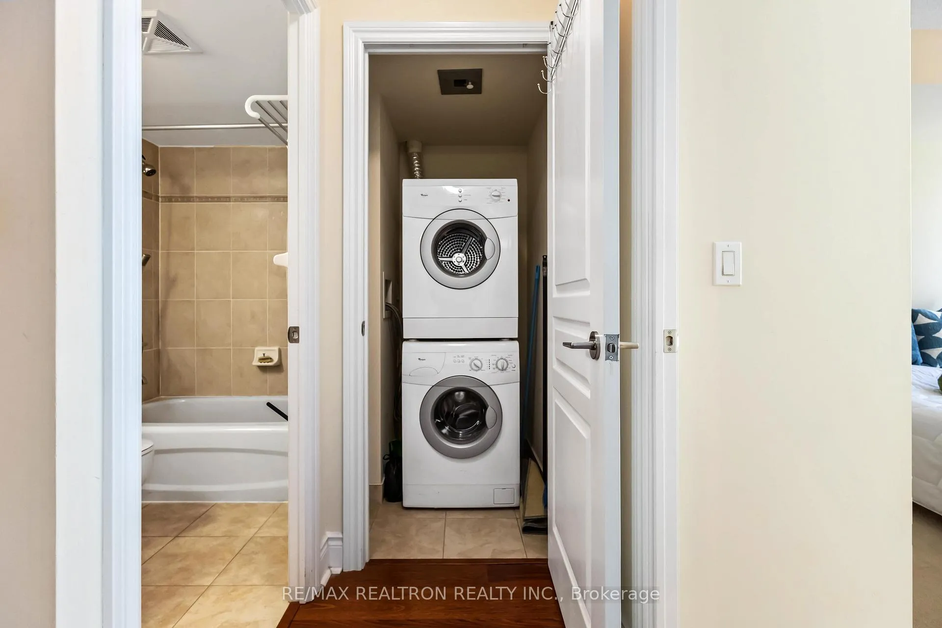Photo 21 of Unit 508, 30 Clegg Road, Markham, Unionville — HOMEH
