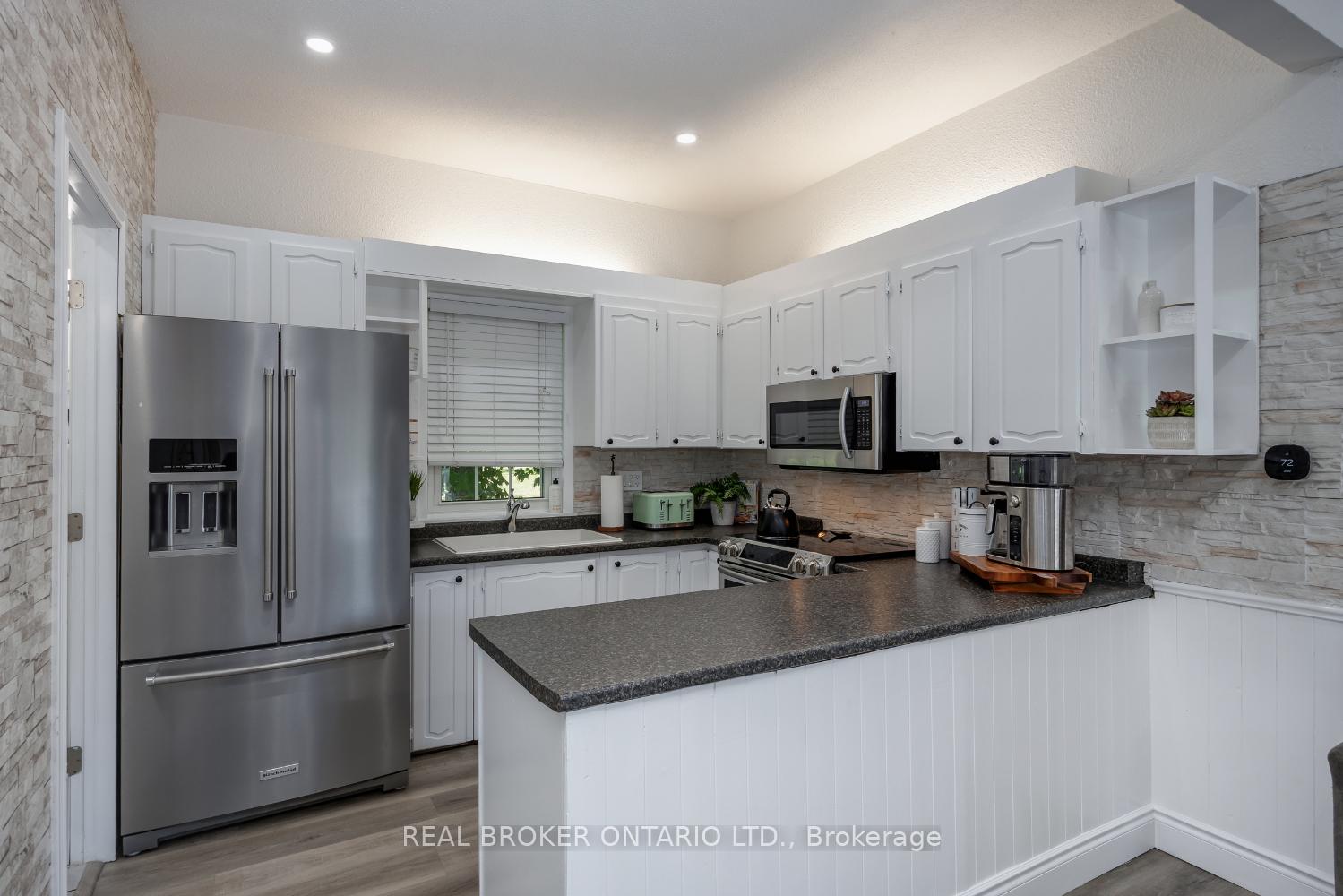 Photo 10 of 79 Townline Road N, Clarington, Courtice — HOMEH