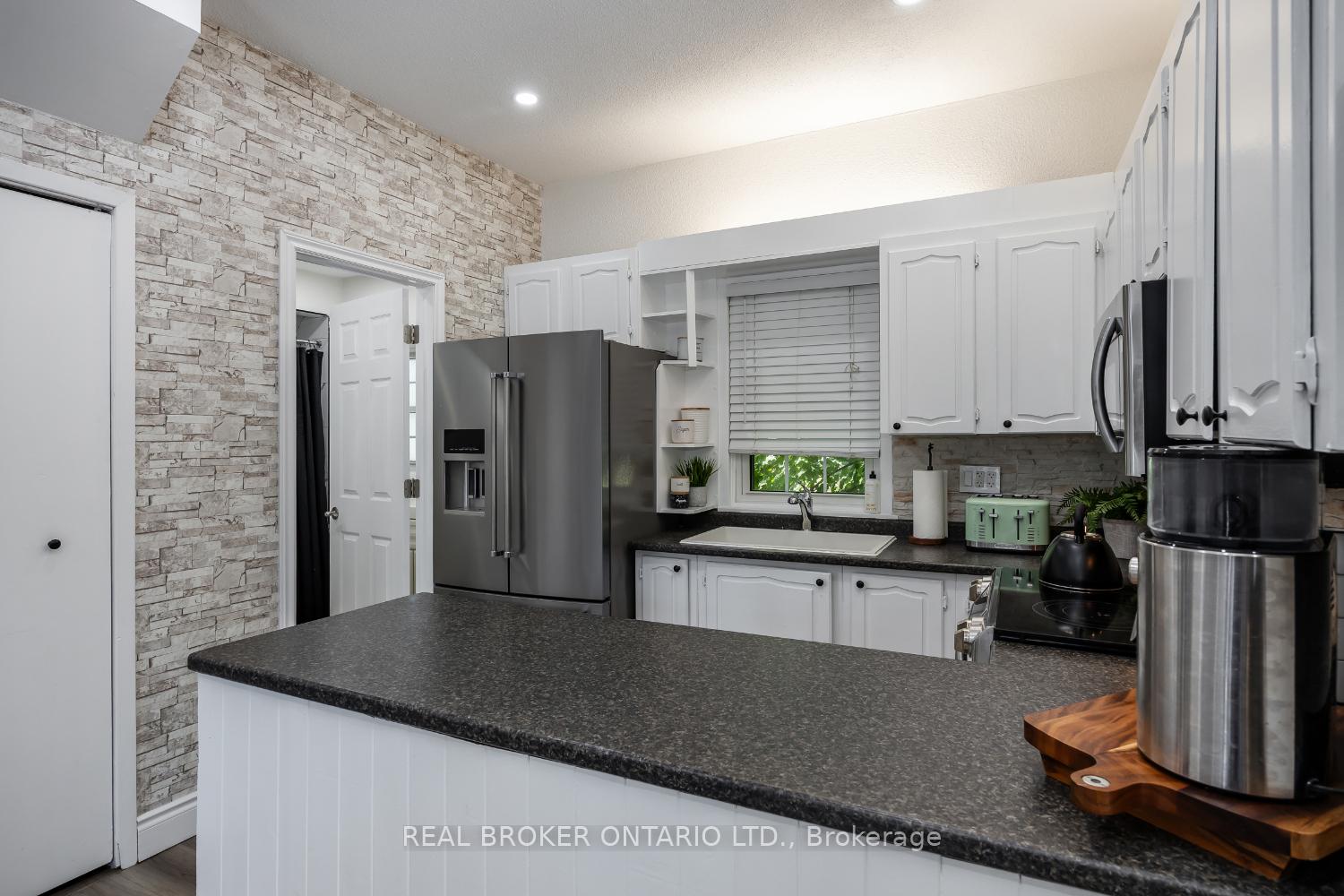 Photo 11 of 79 Townline Road N, Clarington, Courtice — HOMEH