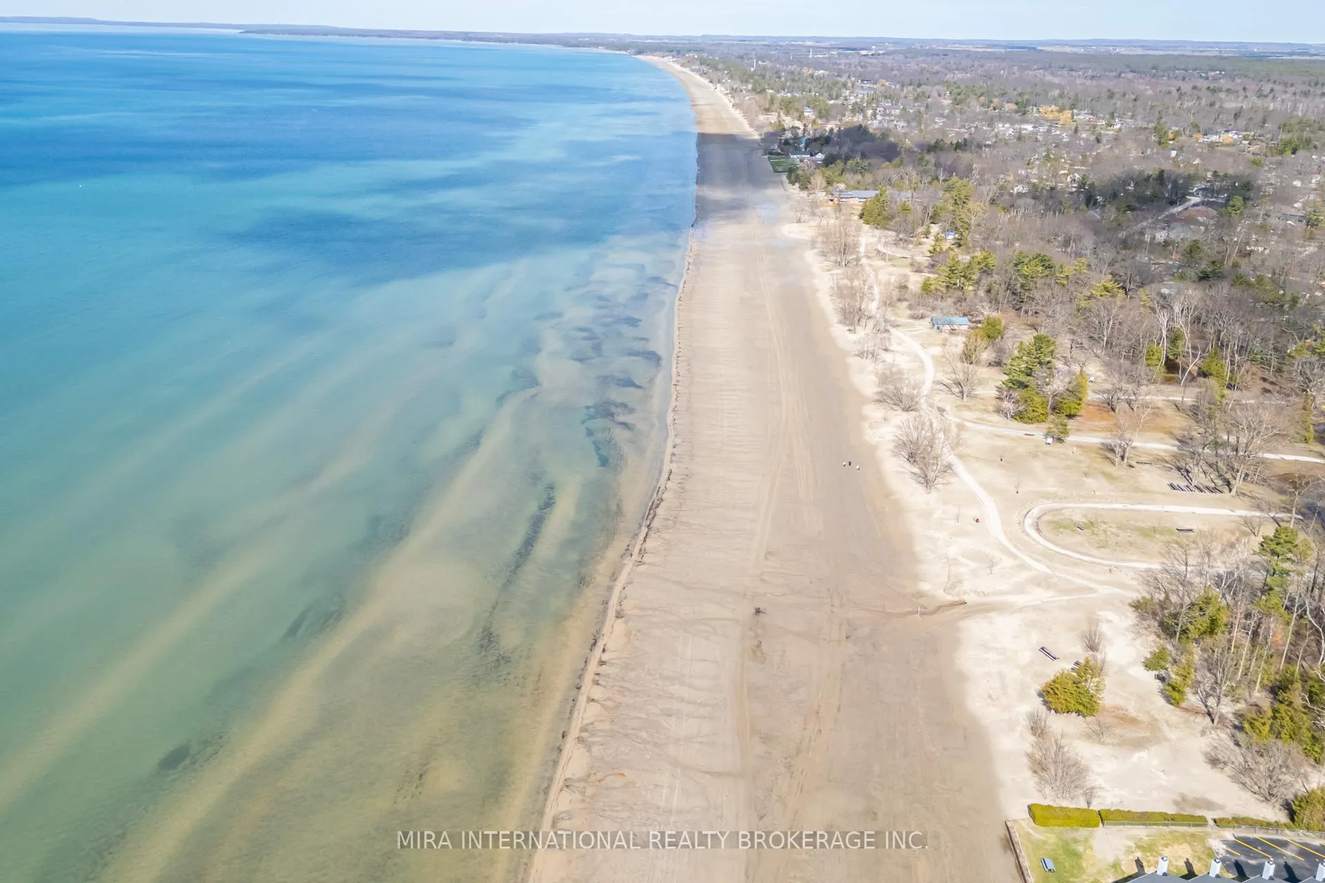 Photo 2 of 47 29TH Street N, Wasaga Beach — HOMEH