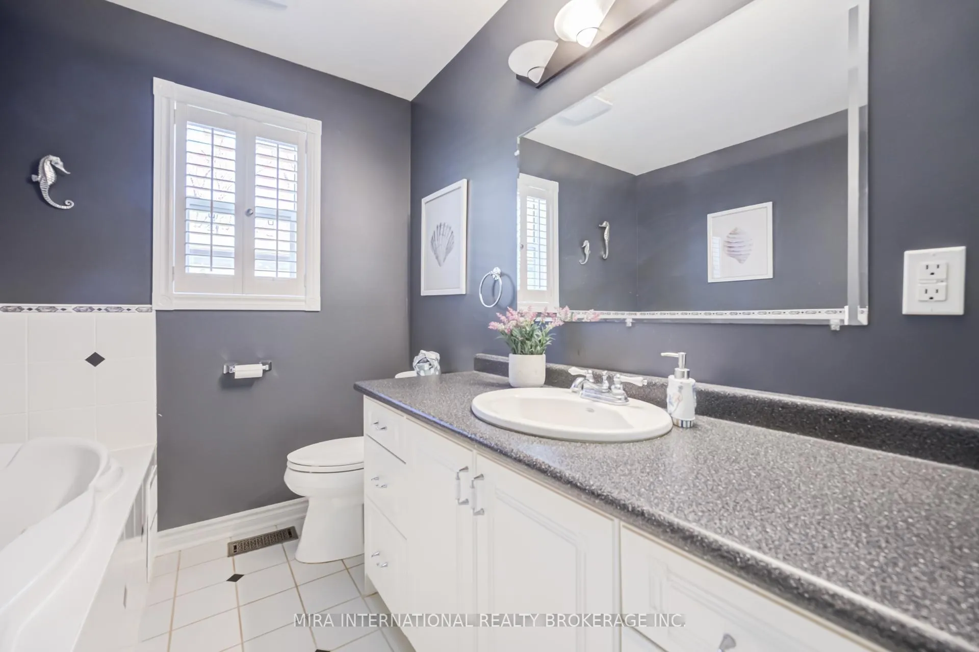 Photo 16 of 47 29TH Street N, Wasaga Beach — HOMEH