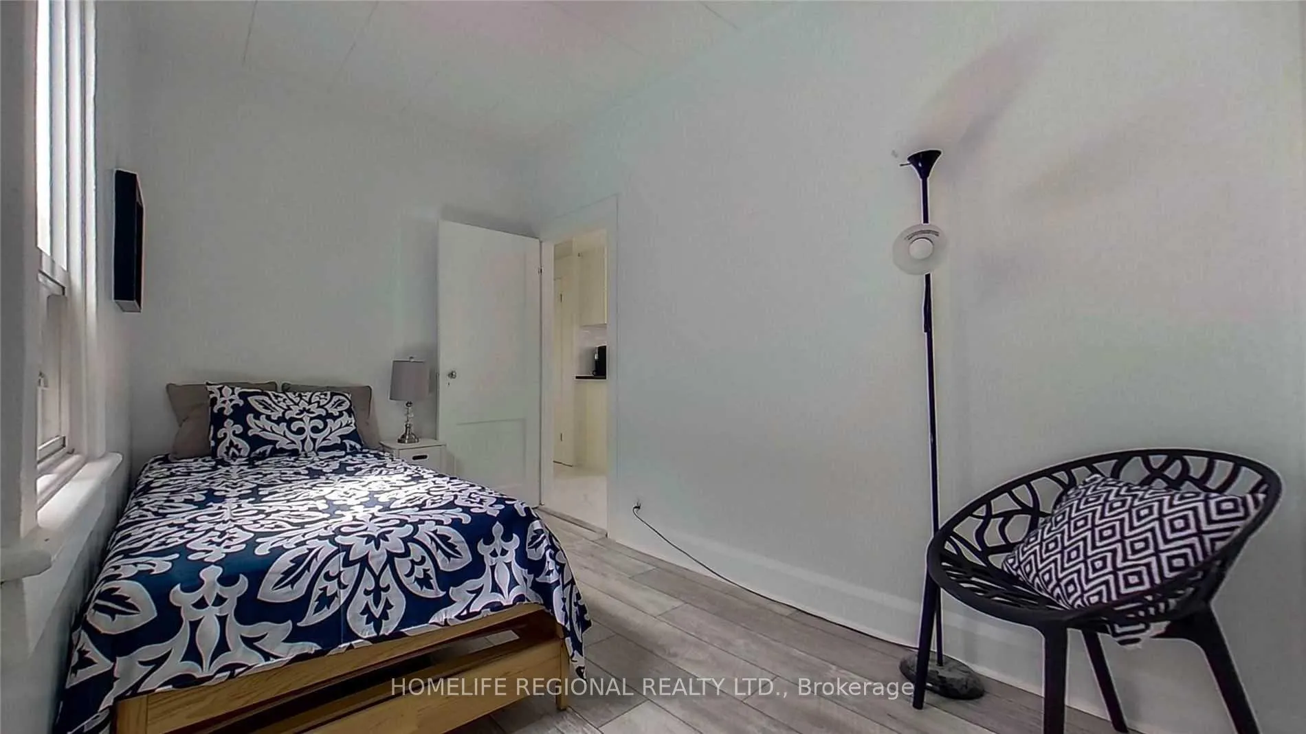 Photo 7 of 22 Criscoe Street, Toronto, Rockcliffe-Smythe — HOMEH