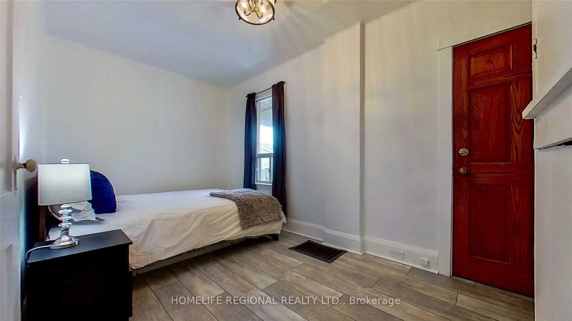 Photo 11 of 22 Criscoe Street, Toronto, Rockcliffe-Smythe — HOMEH