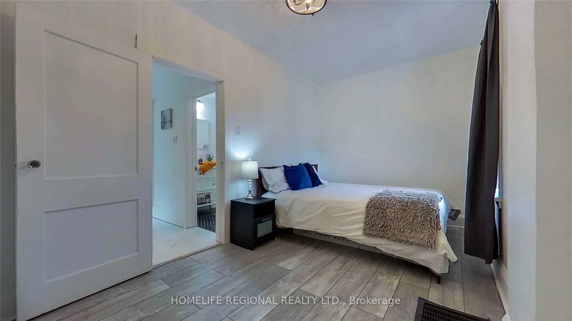 Photo 12 of 22 Criscoe Street, Toronto, Rockcliffe-Smythe — HOMEH