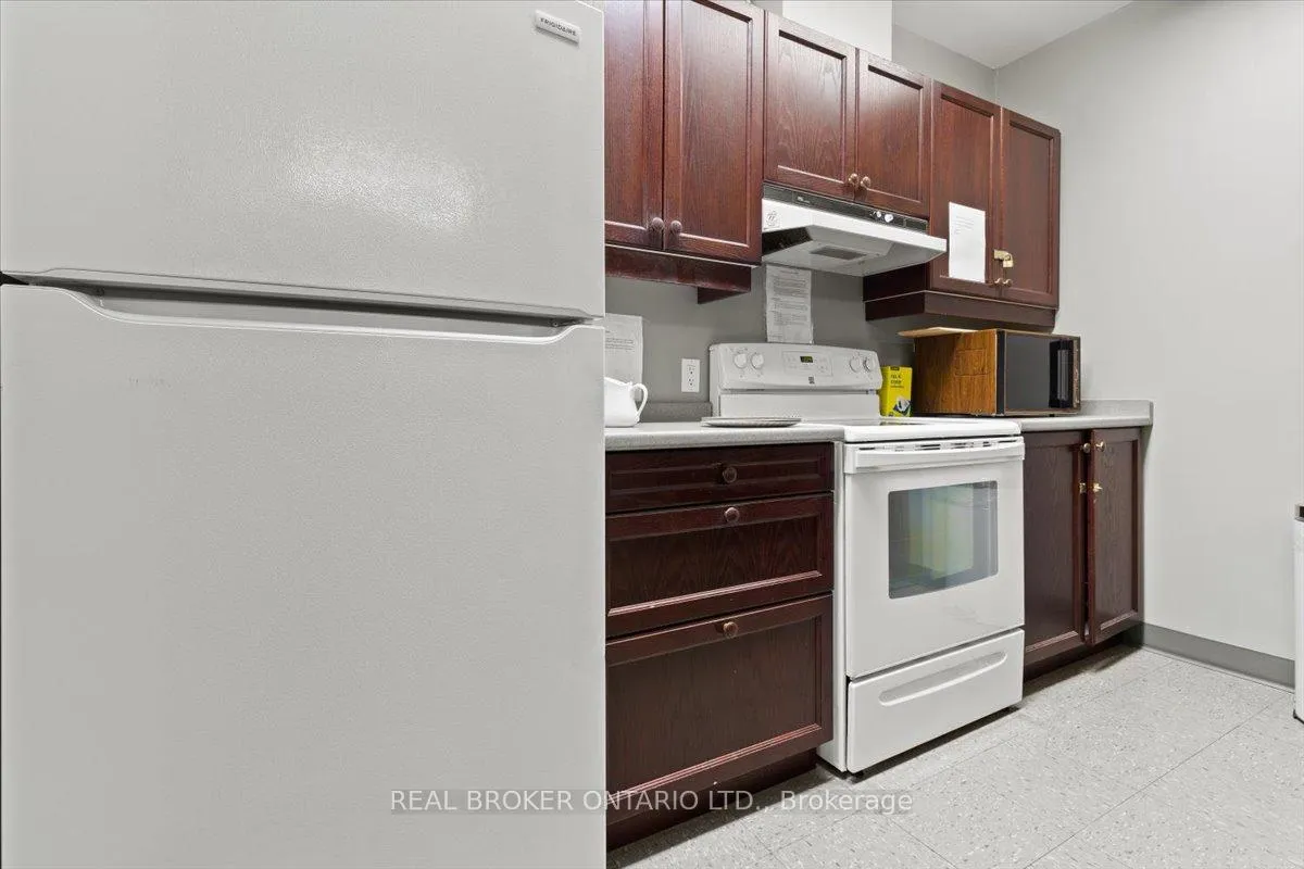 Photo 32 of Unit 602, 77 Governors Road, Hamilton, Dundas — HOMEH