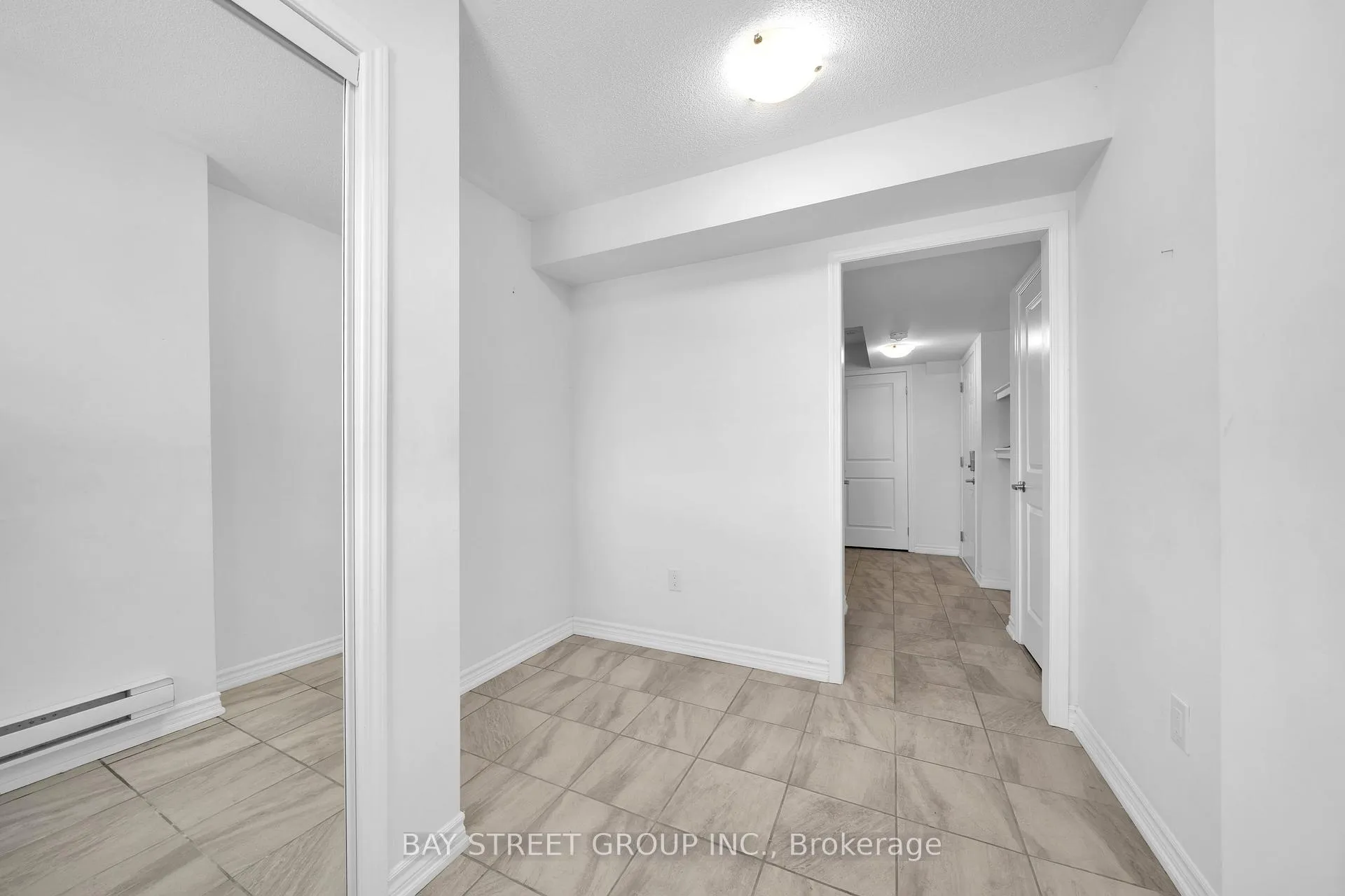 Photo 3 of 79 Bluegill Crescent, Whitby, Lynde Creek — HOMEH
