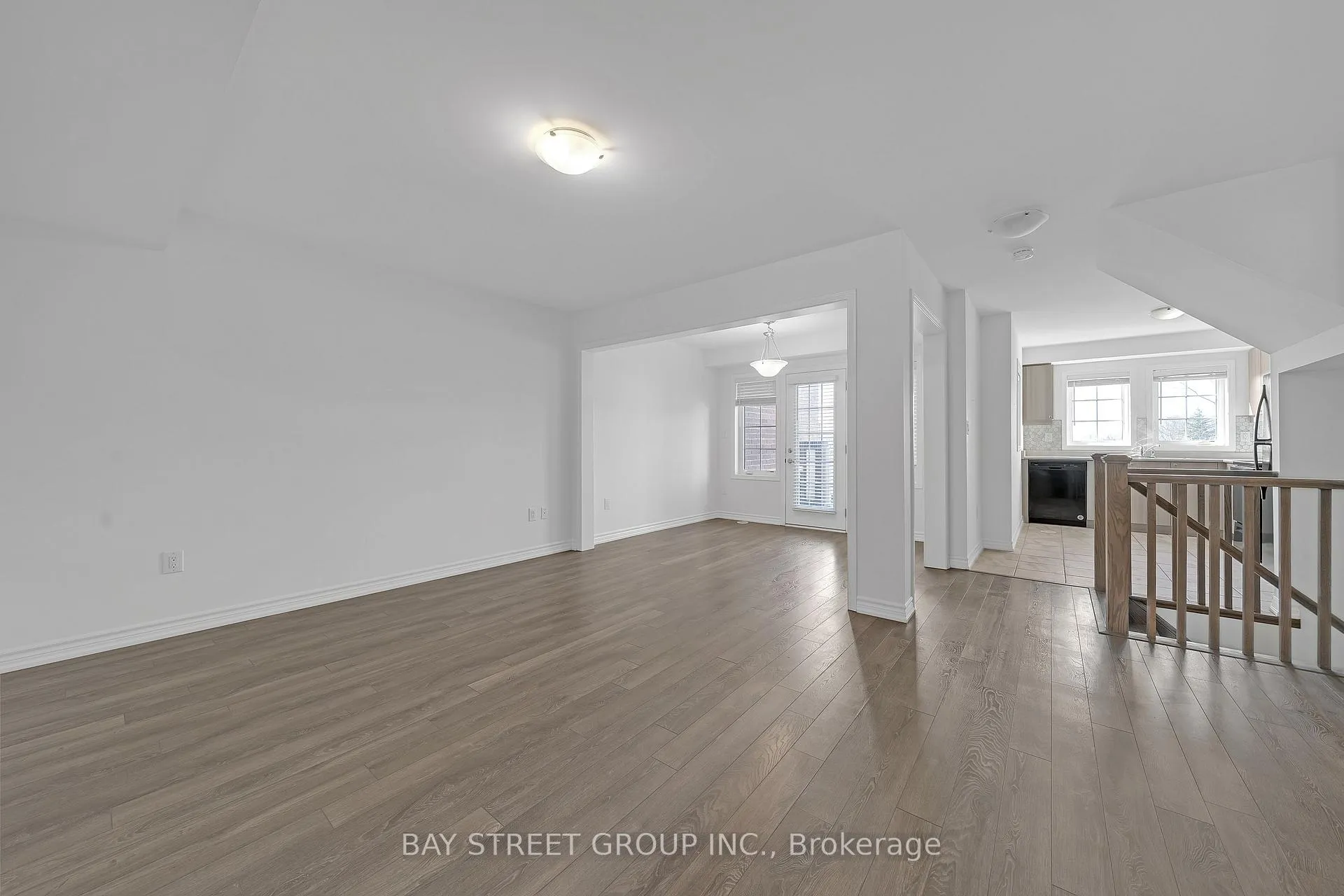 Photo 5 of 79 Bluegill Crescent, Whitby, Lynde Creek — HOMEH