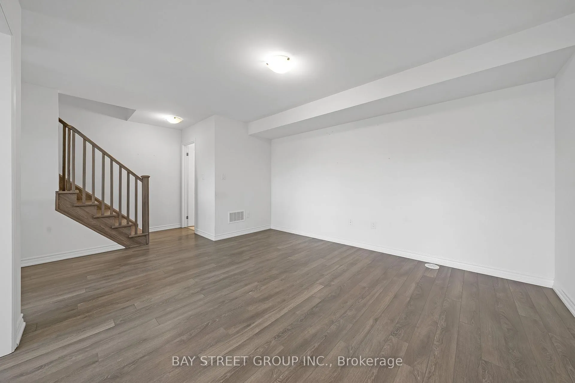 Photo 6 of 79 Bluegill Crescent, Whitby, Lynde Creek — HOMEH